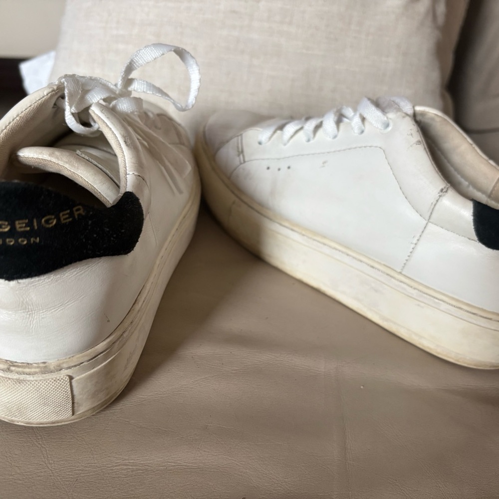 kurt geiger White Sneakers with Black Accents